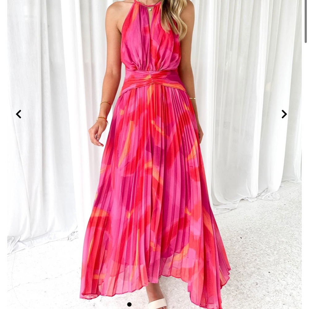 Gingham & Heels Bettino Pleated Midi Dress Hot Splash - Pink